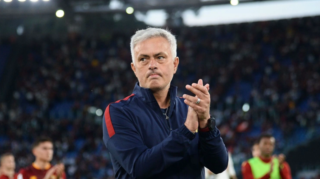 José Mourinho (Bồ Đào Nha) – Top 10 HLV bị sa thải nhiều nhất trong lịch sử bóng đá
